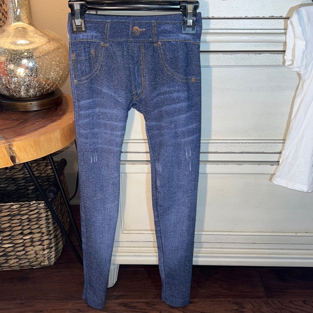 Weissman denim blue leggings size MC/LC 70% Rayon 27% polyester 3% Spandex girls